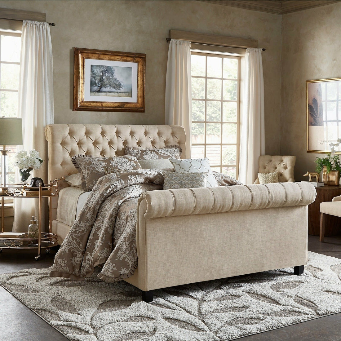 How Sleigh Bed Frames Bring a Classic Touch to Bedrooms